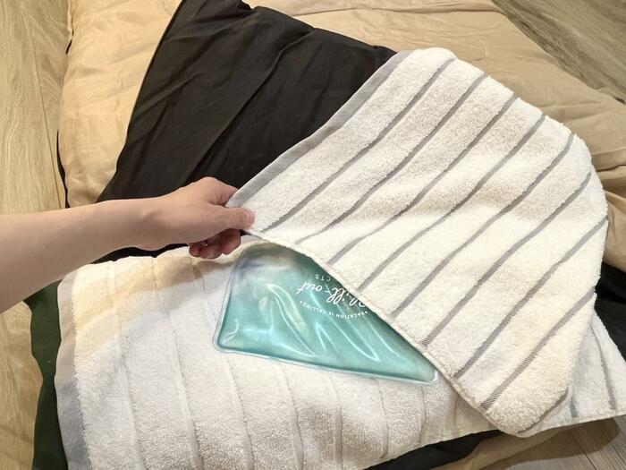 25 保冷ジェル　ラメロゴ