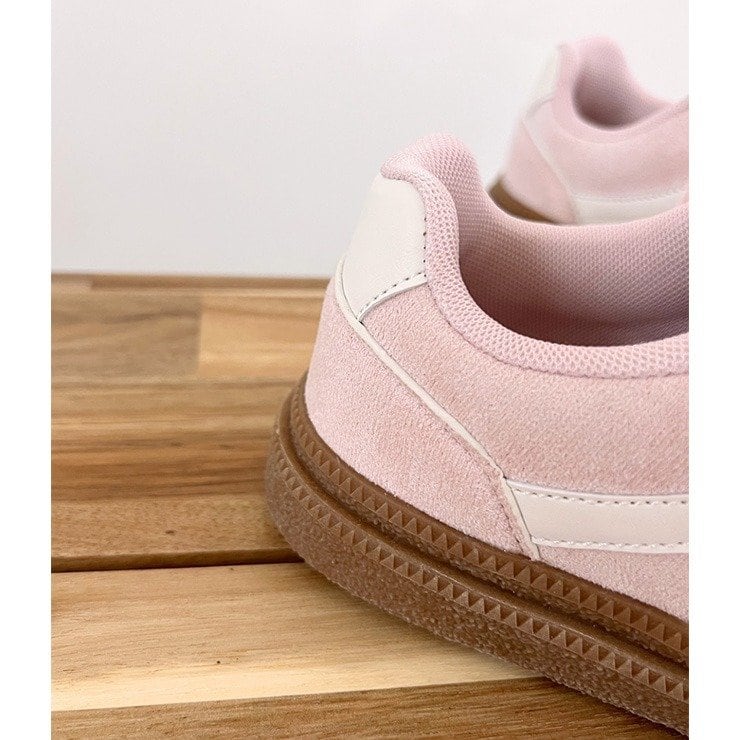 出所：しまむらパーク　レディース　スニーカー（ayano）