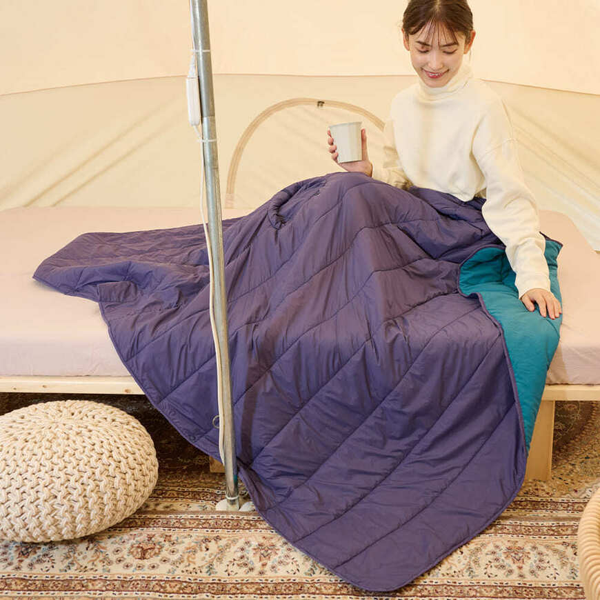 出所：ワークマンオンラインストア 【WEB限定】レディースディアテックウォームブランケットポンチョ