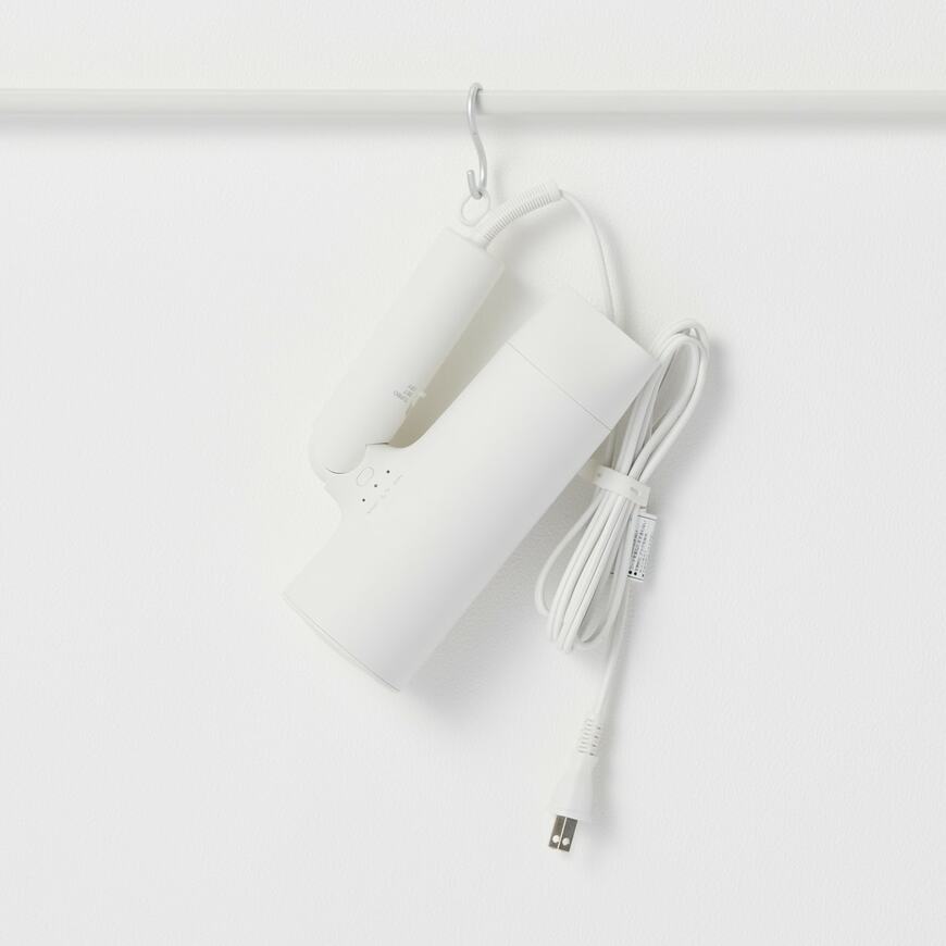 出所:無印良品公式 無印良品公式 大風量マイナスイオンドライヤー 温冷切換機能付き