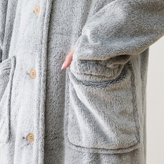 ニトリ公式　洗えるUSB着る毛布フード付きミドル（NウォームSP GY）