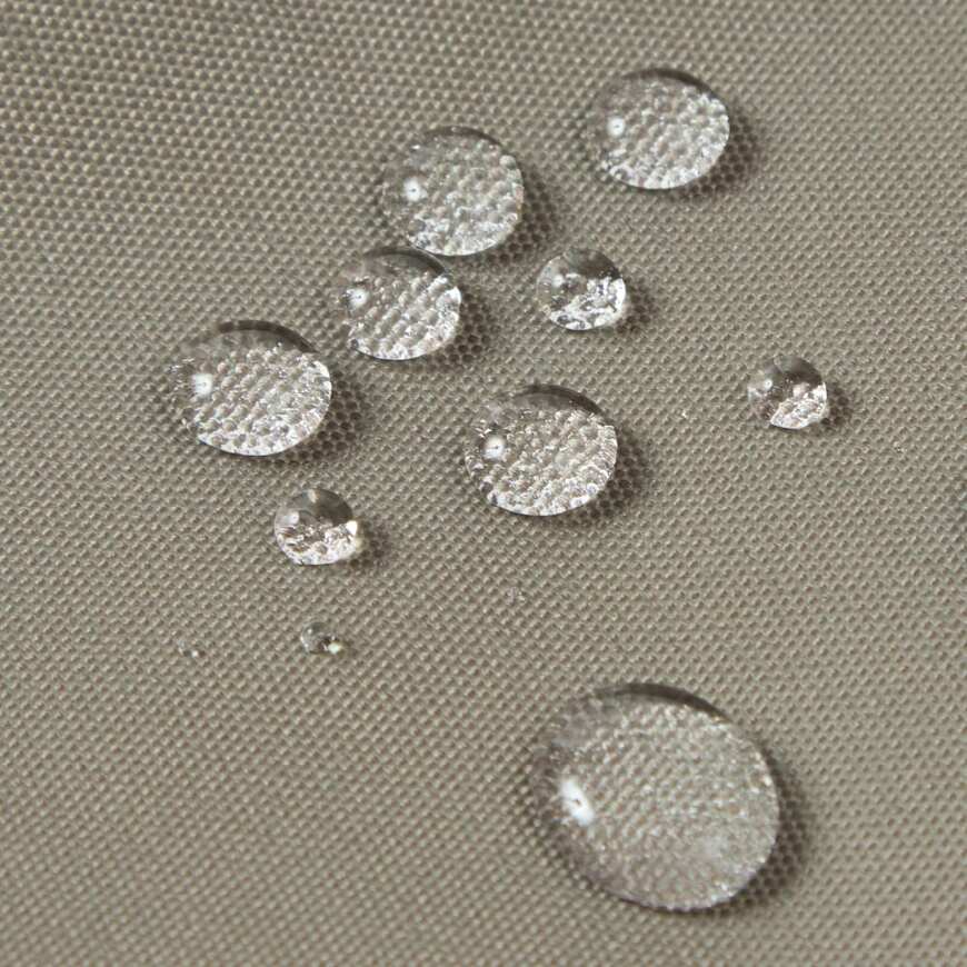 出所：ワークマン公式　撥水スリムデイバッグ