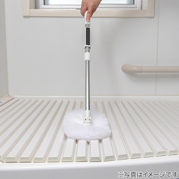出所：ニトリ公式　マグネット付き浴槽ブラシ（AZM）