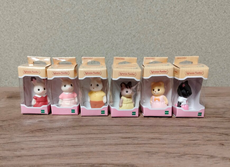 筆者撮影（株式会社ターリン・インターナショナル、シルバニアファミリーフィギュアコレクション）