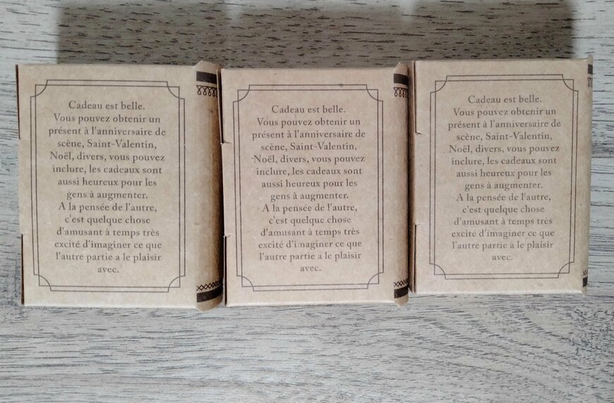 筆者撮影（セリア、ギフトボックス ブック型）