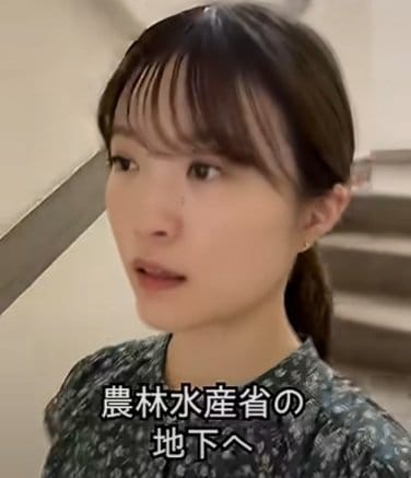 「残り15分...なのに外出？」農水省職員が昼休みに「くだものジュース」を飲み干す動画が大反響