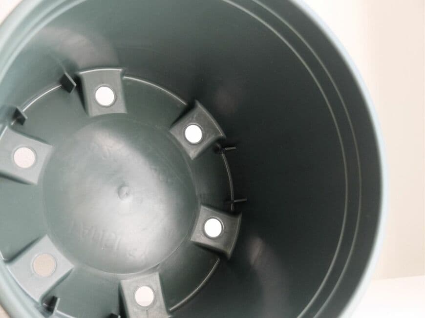 セリア、プラスチックプランター丸型大20cmレビュー写真