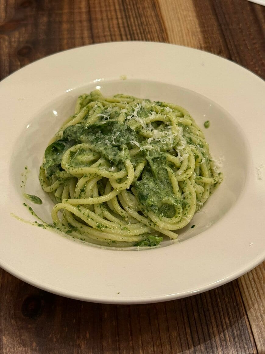 もちもち感が伝わるジェノベーゼ