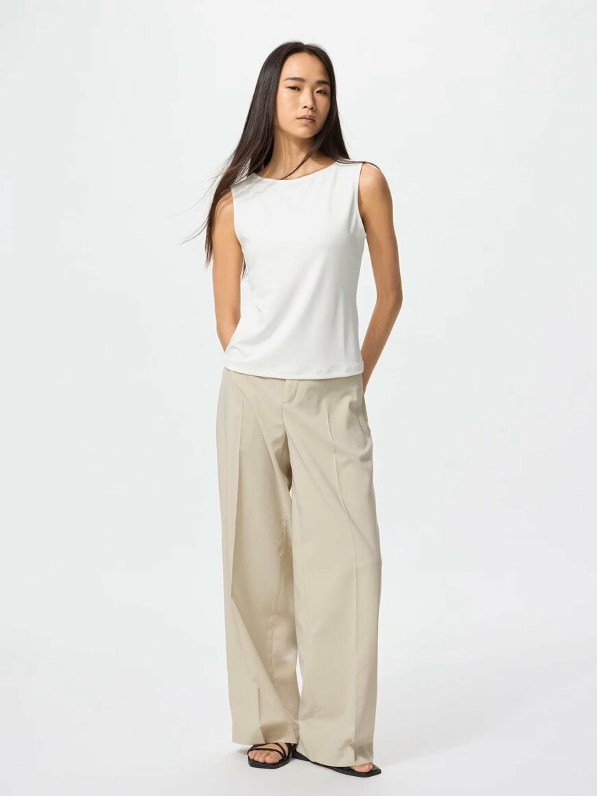 ユニクロ公式　クレープジャージーボートネックTノースリーブの画像