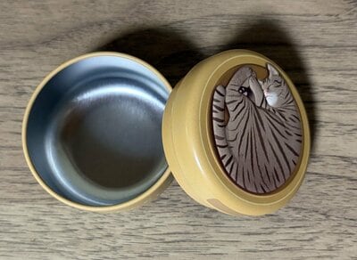 ブルーブルーエ、エウレカ 鍋ねこ缶商品画像