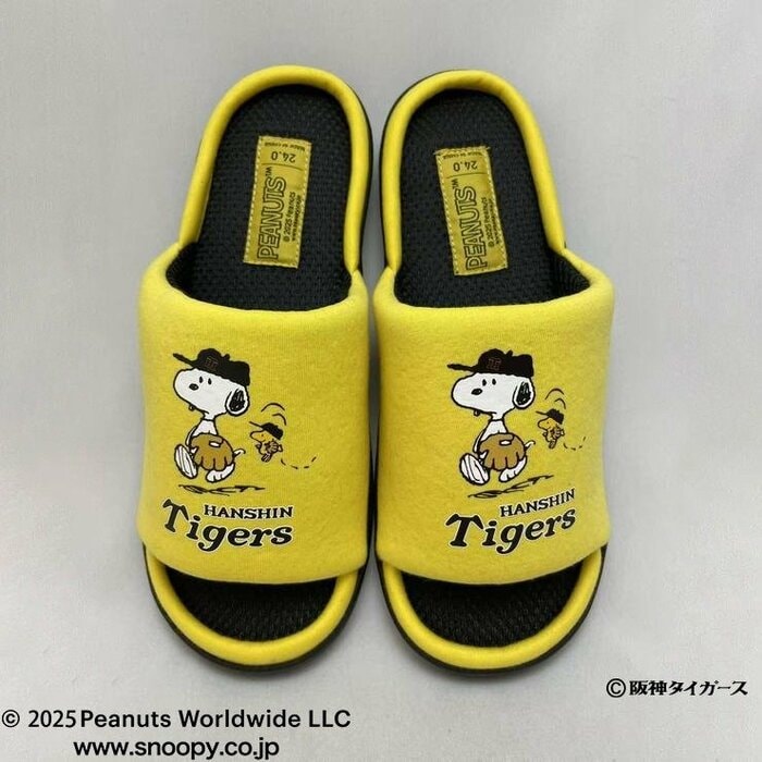 サンダル（PEANUTS×阪神タイガース）