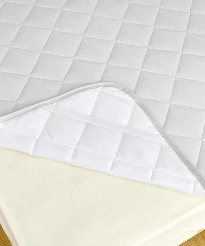 3COINS公式 とろける冷感敷きパッドシングル