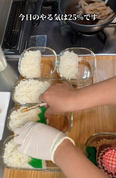【会社員主婦のお弁当記録】やる気25％で作る『きんぴらレンコン弁当』に「茶色グラデ！さすが」の声