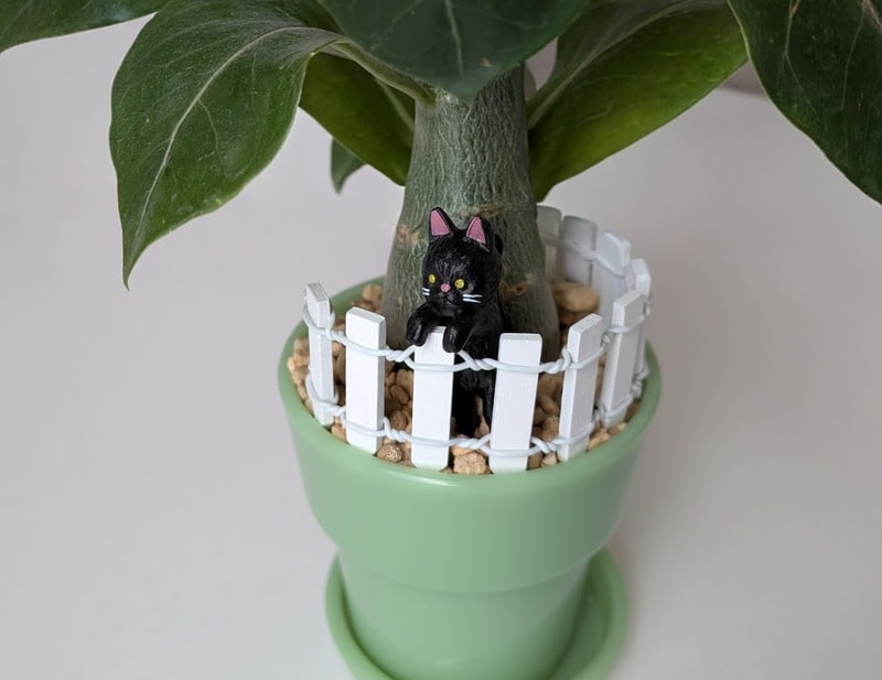 セリア　ひっかけられるねこ