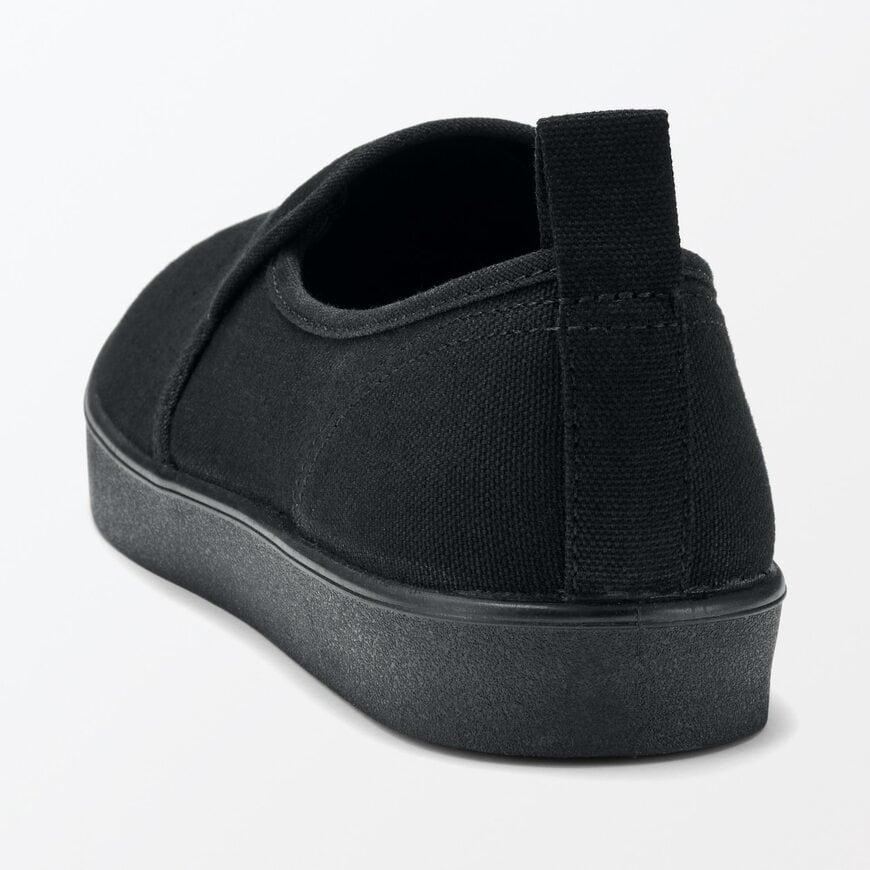 出所：無印良品公式　婦人　柔らかい中敷を使用した　撥水スリッポンスニーカー