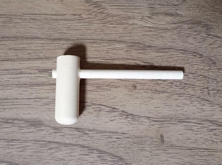 筆者撮影（セリア、木製オブジェ 杵と臼）