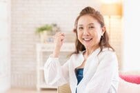 【40歳代＆50歳代】就職氷河期世代の平均貯蓄額と中央値。コツコツ貯金とあわせて始めたい節税の工夫「iDeCo・生命保険料控除・ふるさと納税」