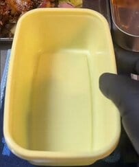 「夜勤明けの父」が息子に作る【隠れ肉弁当】野菜の下にまさかのプルドポーク！スタミナ満点なギャップが話題