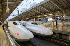 東海道新幹線「ひかり663号」の発車標を見たら…予想外の停車駅数に「もはやこだま」「問題作れそう」と反響　