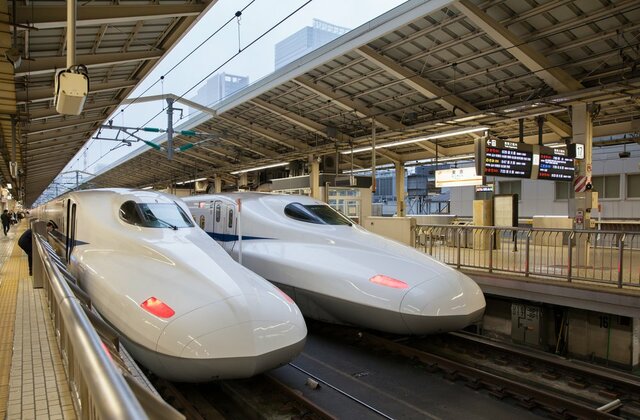 東海道新幹線「ひかり663号」の発車標を見たら…予想外の停車駅数に「もはやこだま」「問題作れそう」と反響　