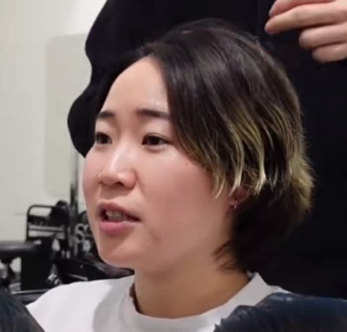 【大変身】くせ毛を活かしたカットを希望の女性「アイロンなしで簡単にスタイリングできる」ショートウルフに大胆イメチェン！