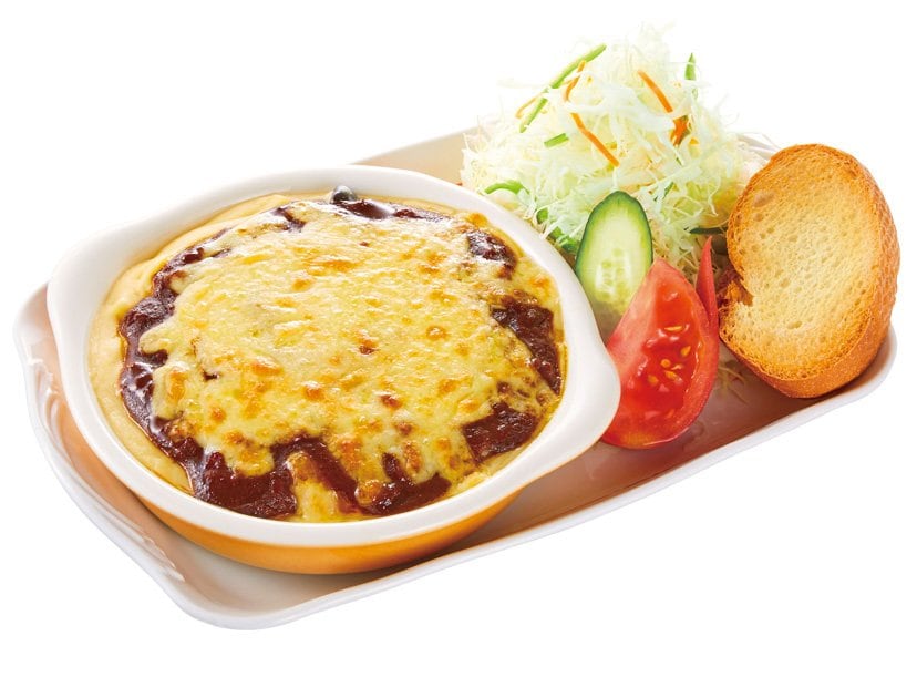 画像出所：コメダ珈琲店公式　夜コメ　ハイ!チーズ!!プレート　チーズカリーグラタン（ドリンク注文時）