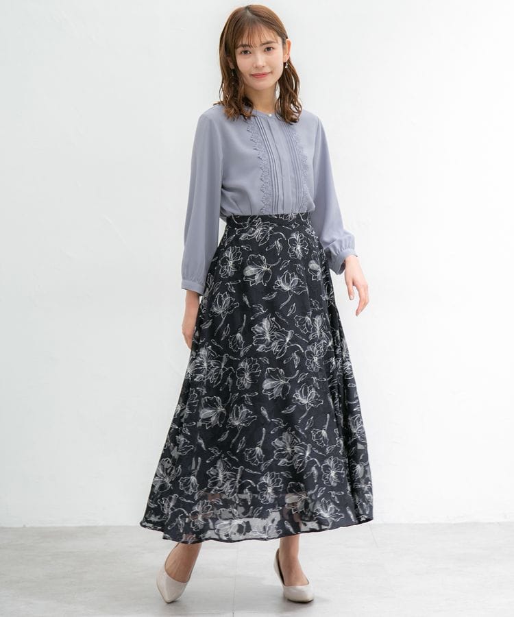 出所：ハニーズ公式通販 ピンタックブラウス