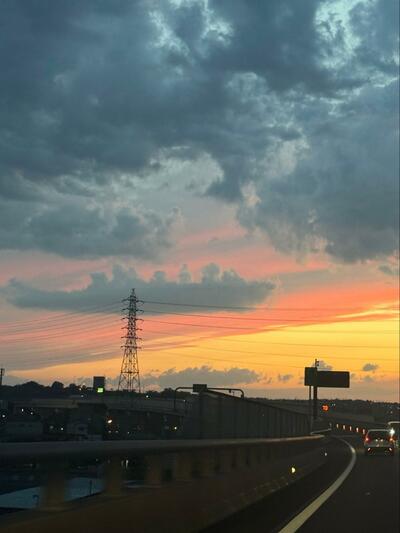 雲の形をよくみてみると…