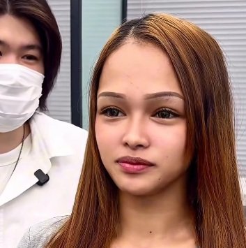 【大変身】海外風バタフライカットにしたい女性が大胆イメチェン！「可愛い！」と大満足