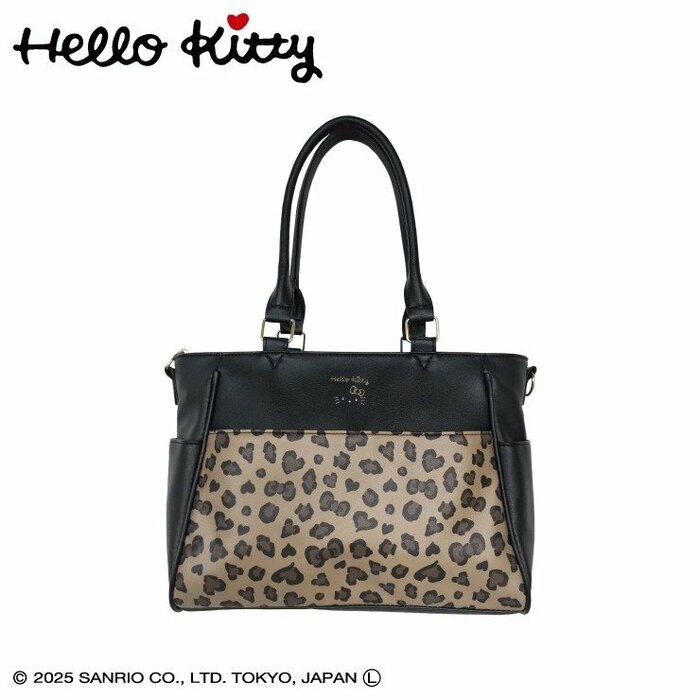 便利な内ポケットも付いており、デザイン性だけでなく実用性も兼ね備えています