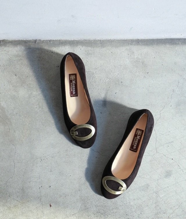 Mezzan - モチーフ付きスエードシューズ ¥28,080（税込）