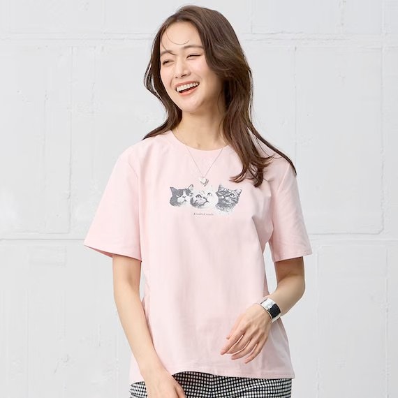 出所：ニトリ公式　猫フォトTシャツ