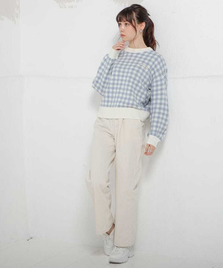 出所：Honeys Online Shop サンリオキャラクターズ／ニットトップス