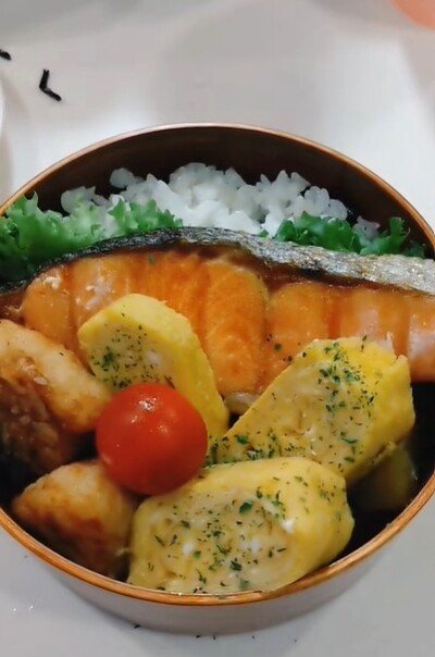 出所：@simasanta01