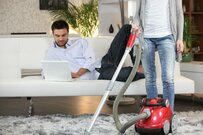 共働きなのに「男1：女9」の家事分担に意義あり！格差を防ぐ改善策