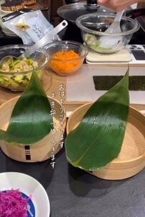 「彩り最高」具沢山の【混ぜご飯おにぎり弁当】色鮮やかな仕上がりが綺麗で美味しそうと話題