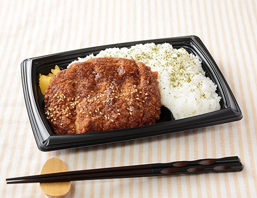 その1：ごはん大盛！ソースチキンカツ弁当