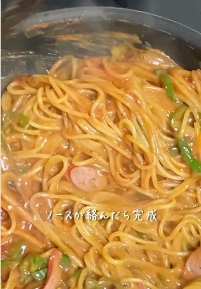 【ナポリタン弁当】アラサーOLが彼に作る愛情とボリュームたっぷりのお弁当が話題