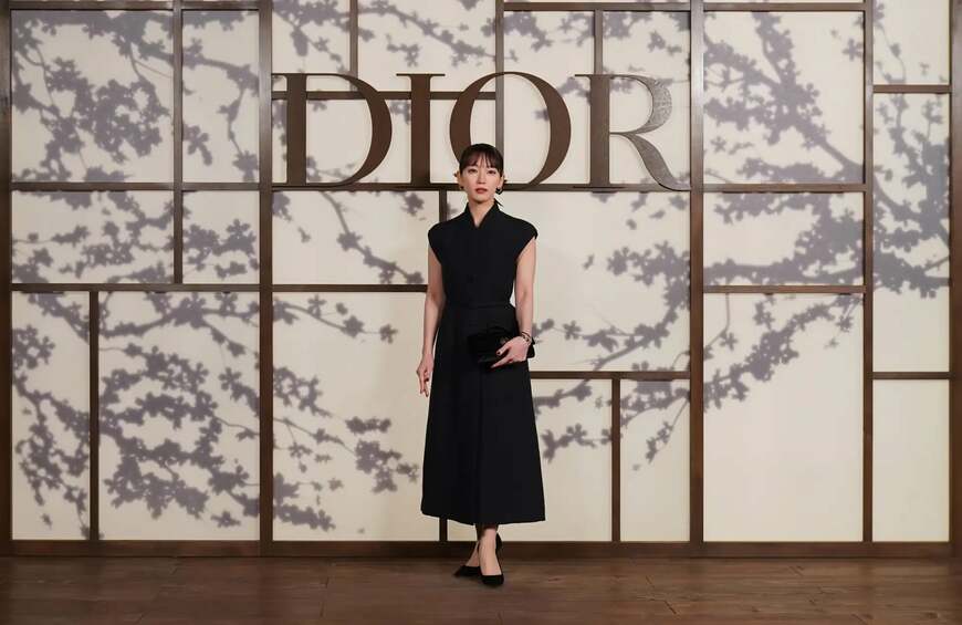 出所：クリスチャン・ディオール合同会社「【DIOR】2025年フォール コレクションを京都・東寺の庭園で発表」