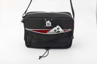 HMV&BOOKS公式 からあげクン　ショルダーバッグ