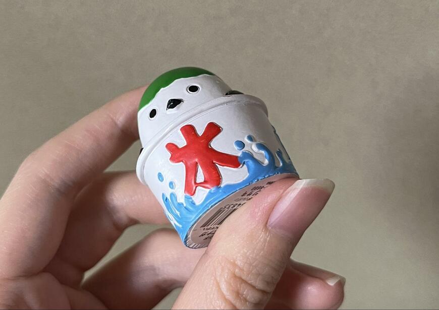 キャンドゥ、シマエナガの置物写真