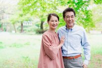 【70歳代の貯蓄事情】二人以上世帯「貯蓄3000万円以上」あれば老後も安泰？割合と平均貯蓄額を円グラフでチェック