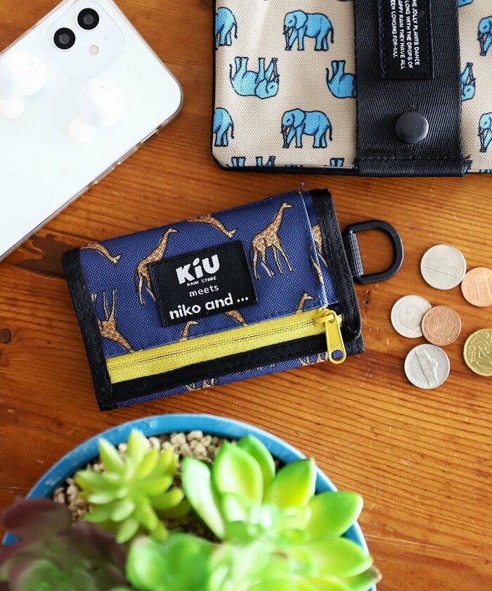 ニコアンドならではの遊び心溢れるアニマル柄が特徴