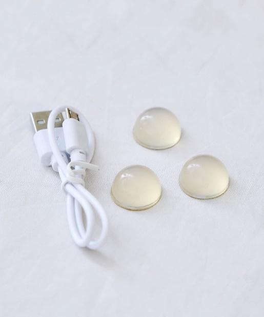 出所：パルグループ公式ファッション通販サイト 3COINS Bluetooth対応 薄型ワイヤレスキーボード