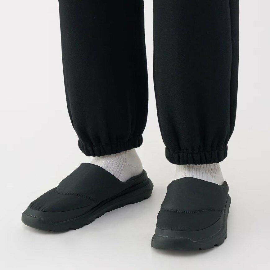 無印良品公式　かかとが踏める 撥水中わた入りスリッポン　画像