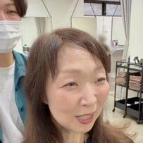 「分け目が…」髪のボリュームがほしい女性　似合わせカットで驚きの変身！「可愛い！」「キュート」の声