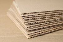 ダンボールで作られた「ぬ～べ～の鬼の手」に思わず二度見　圧倒的なクオリティに「漫画の世界が具現化してる」