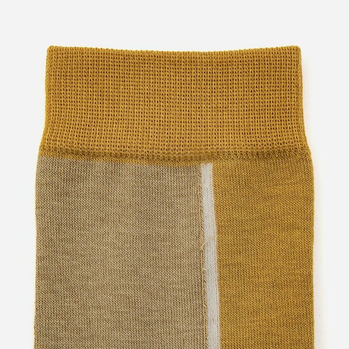 繊維の表面積が大きく汗を吸って乾きやすい