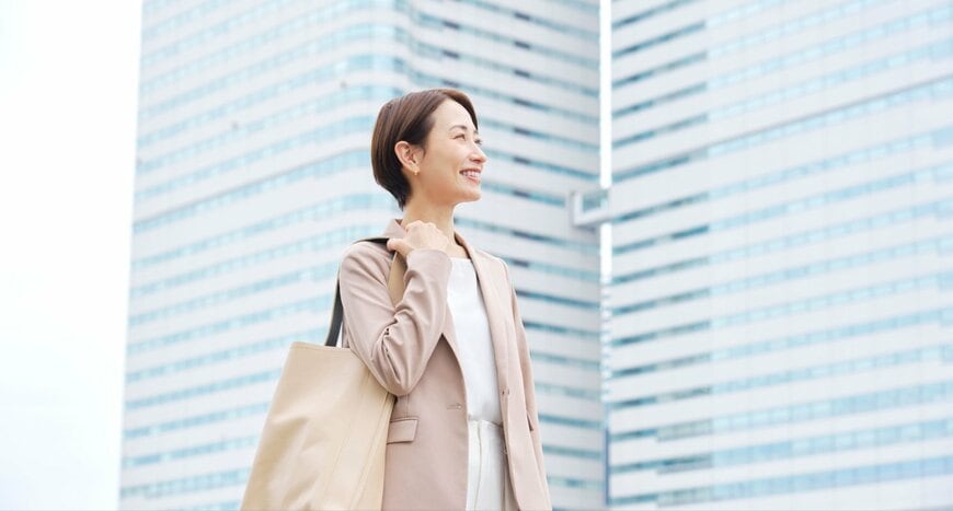 【おひとりさまの貯蓄額】平均・中央値はいくら？《30歳代～60歳代》年代別の一覧表