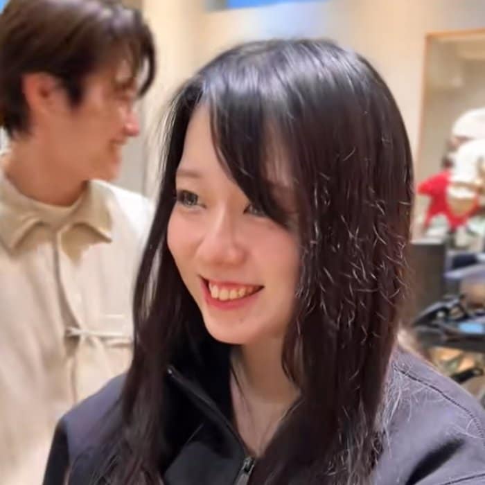 「髪型迷子の女性」が全部お任せで大胆イメチェン　モード系の仕上がりに思わず「とてもいいです」